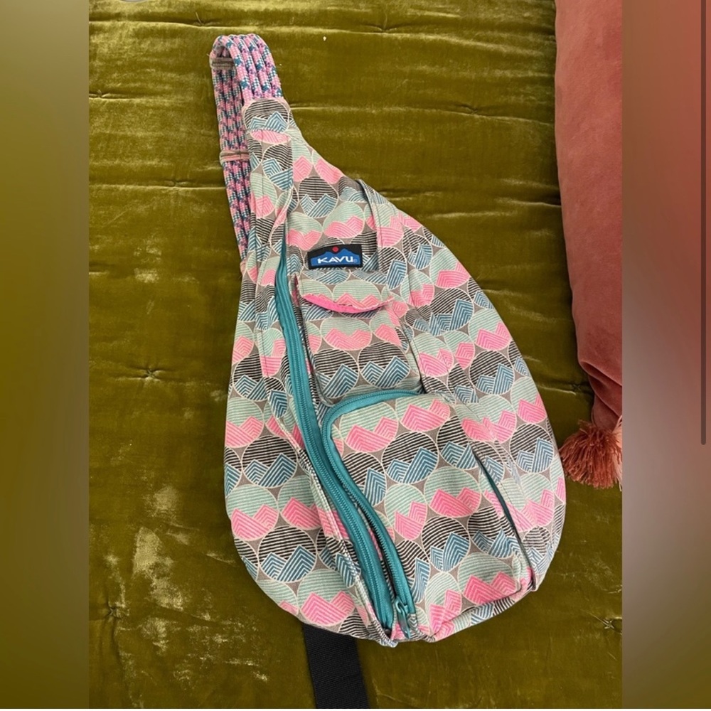Kavu Sling Purse